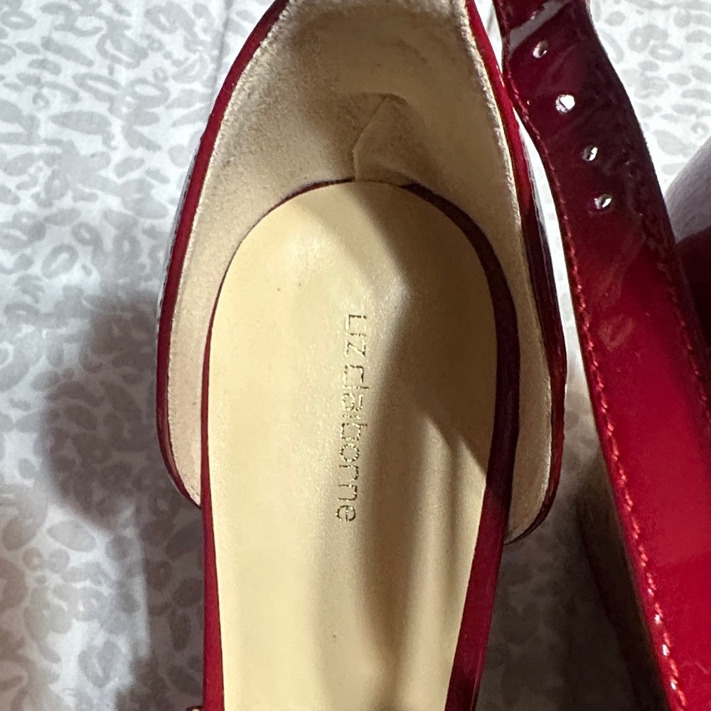Liz Claiborne Red Women's Sandals - Picture 2 of 4
